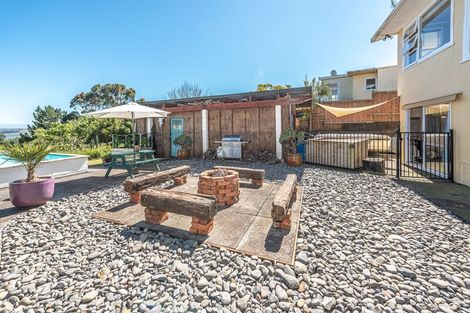 Photo of property in 104 Mount View Road, Bastia Hill, Whanganui, 4500