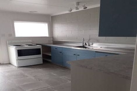 Photo of property in 5/6 Russell Street, Feilding, 4702