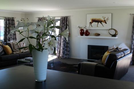 Photo of property in 14 Feist Street, Carterton, 5713