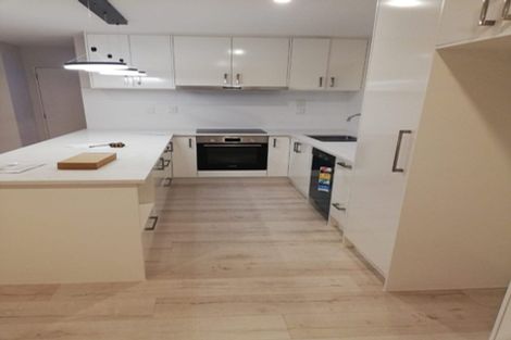 Photo of property in 4035c Great North Road, Glen Eden, Auckland, 0602