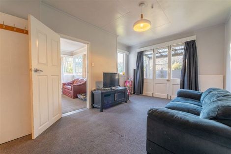 Photo of property in 128 Talbot Street, Geraldine, 7930