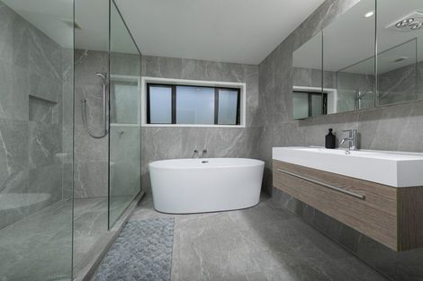 Photo of property in 66 Rame Road, Greenhithe, Auckland, 0632