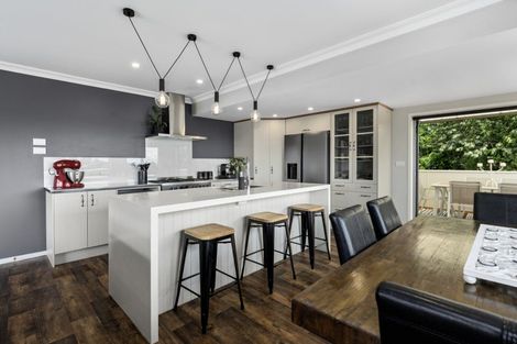 Photo of property in 140 Bellevue Road, Brookfield, Tauranga, 3110