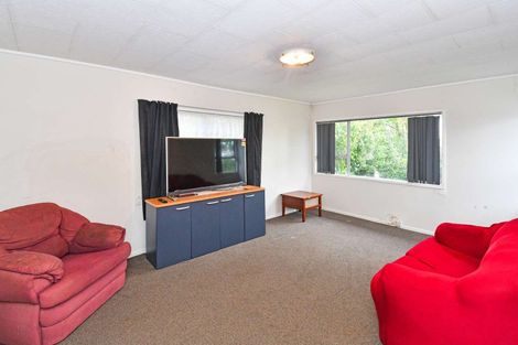 Photo of property in 37 Secretariat Place, Randwick Park, Auckland, 2105