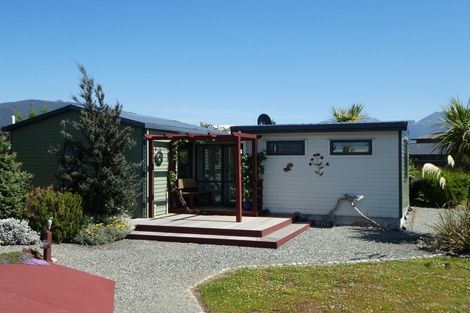 Photo of property in 12 Cunaris Way, Te Anau, 9600
