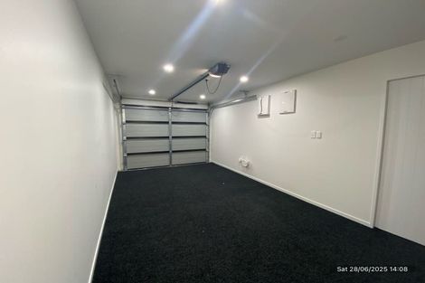 Photo of property in 67b Beeston Crescent, Manurewa, Auckland, 2102