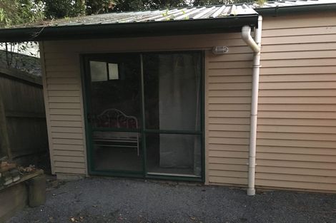 Photo of property in 16 Meynell Court, Glen Eden, Auckland, 0602