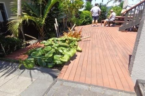 Photo of property in 18 Marina View Drive, West Harbour, Auckland, 0618