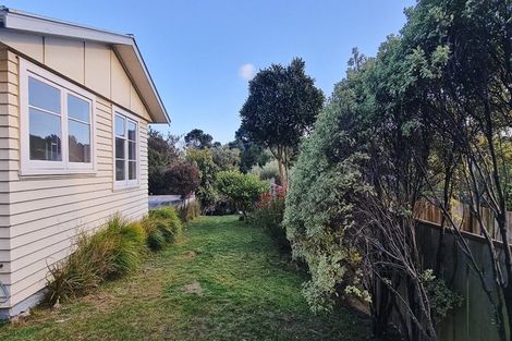 Photo of property in 46 Wellington Road, Paekakariki, 5034