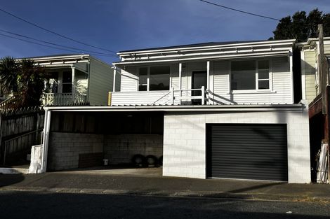 Photo of property in 49 Mckinley Crescent, Brooklyn, Wellington, 6021