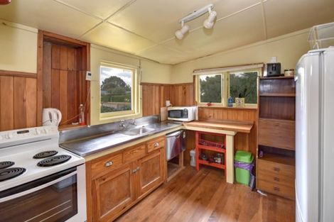 Photo of property in 9 Muri Street, Aramoana, Port Chalmers, 9082