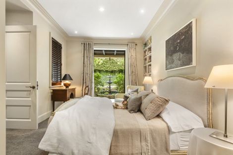 Photo of property in 84 Paritai Drive, Orakei, Auckland, 1071