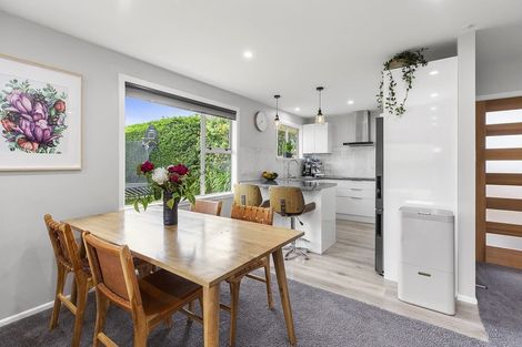 Photo of property in 18 Baffin Grove, Kingston, Wellington, 6021