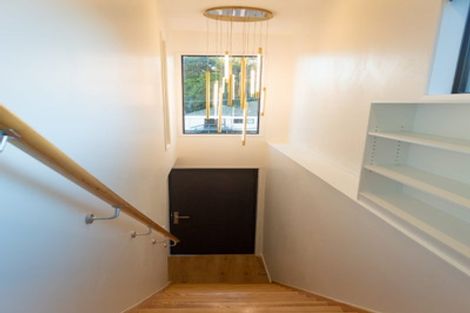 Photo of property in 4 Black Rock Road, Newlands, Wellington, 6037