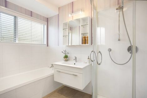 Photo of property in 1/13 Redwing Street, Browns Bay, Auckland, 0630