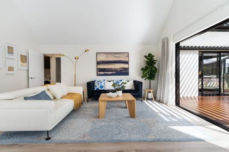 Photo of property in 910 Cashmere Road, Halswell, Christchurch, 8025