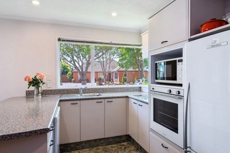 Photo of property in 1 Thoresby Mews, Avonhead, Christchurch, 8042