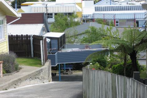 Photo of property in 11 Taranaki Street, Picton, 7220