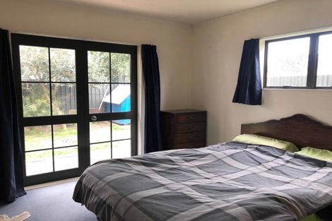 Photo of property in 25a Howard Road, Taradale, Napier, 4112
