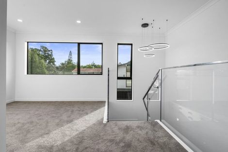 Photo of property in 24a Scarlock Avenue, Browns Bay, Auckland, 0630