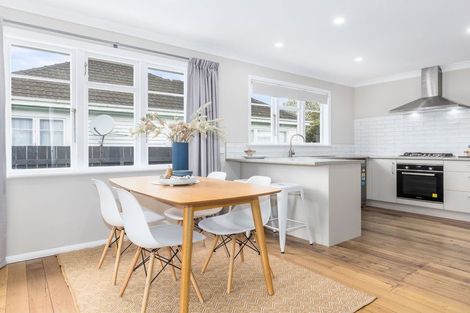 Photo of property in 11 Read Street, Levin, 5510