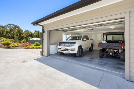 Photo of property in 116 Stratford Drive, Cable Bay, 0420