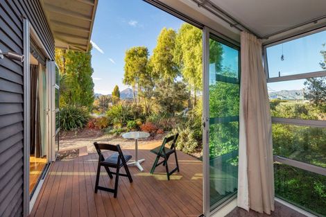 Photo of property in 10 Bridgewater Terrace, Albert Town, Wanaka, 9305