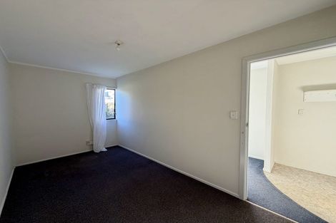 Photo of property in 48 Astley Avenue, New Lynn, Auckland, 0600