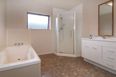 Photo of property in 264 Vaughan Road, Owhata, Rotorua, 3010