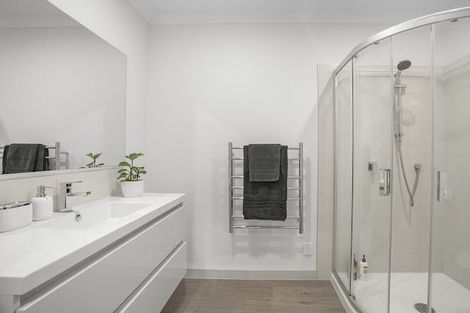 Photo of property in 12 Poulson Grove, Trentham, Upper Hutt, 5018