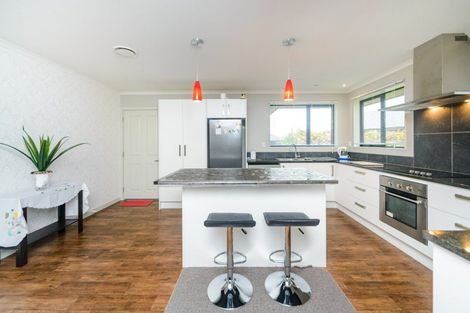 Photo of property in 55 Liberty Grove, Kelvin Grove, Palmerston North, 4414