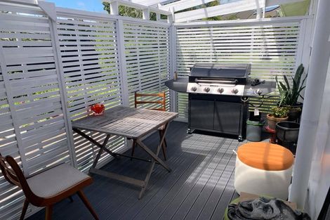 Photo of property in 11 Dellwood Avenue, Henderson, Auckland, 0612