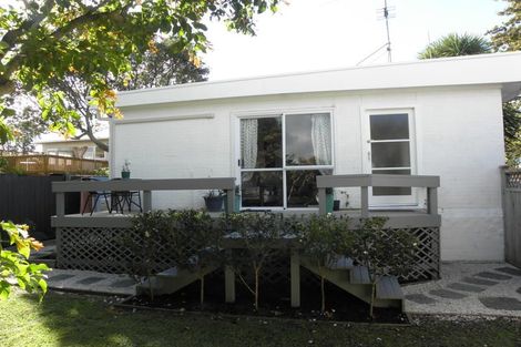 Photo of property in 1/4 Sydney Street, Hauraki, Auckland, 0622