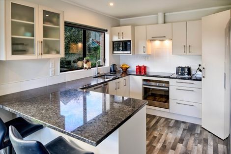 Photo of property in 23 Mcenroe Grove, Naenae, Lower Hutt, 5011