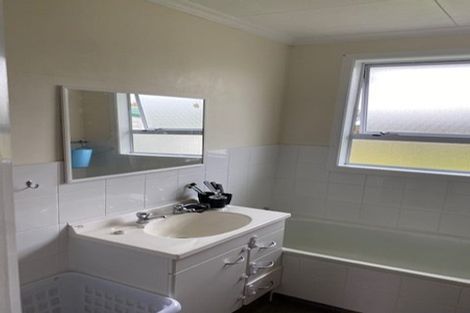 Photo of property in 19 Kahu Street, Utuhina, Rotorua, 3015