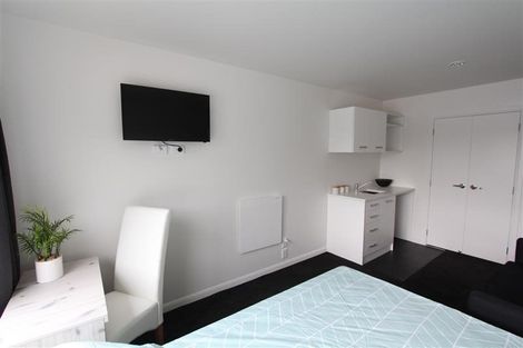 Photo of property in 2/5 Edgecumbe Street, Whitiora, Hamilton, 3200