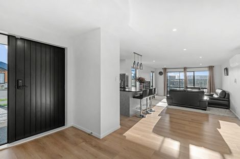 Photo of property in 14 Bill Harvey Drive, Halswell, Christchurch, 8025