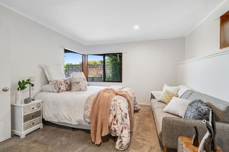 Photo of property in 8b Duncansby Road, Stanmore Bay, Whangaparaoa, 0932