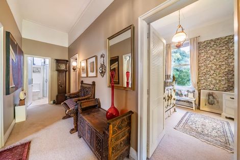 Photo of property in 185 Glenmore Street, Kelburn, Wellington, 6012