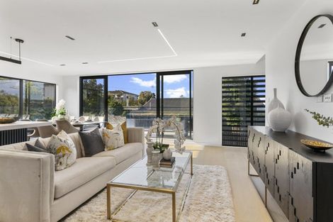 Photo of property in 47d Hastings Road, Mairangi Bay, Auckland, 0630