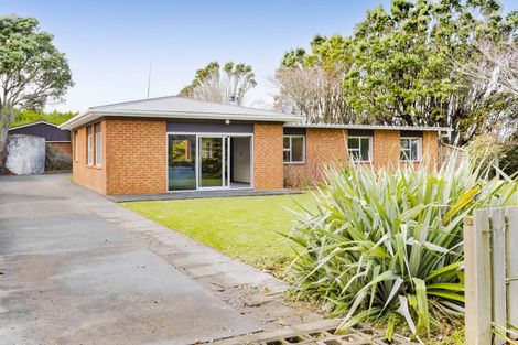 Photo of property in 15 Kahui Road, Rahotu, Opunake, 4684
