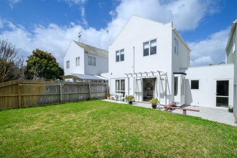 Photo of property in 8 Blumhardt Place, Avondale, Auckland, 1026