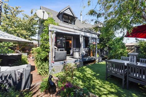 Photo of property in 2/73 Beach Road, Tahunanui, Nelson, 7011