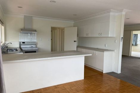 Photo of property in 1/2a Ascot Avenue, Narrow Neck, Auckland, 0624