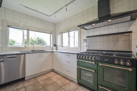 Photo of property in 602 Avenue Road East, Parkvale, Hastings, 4122