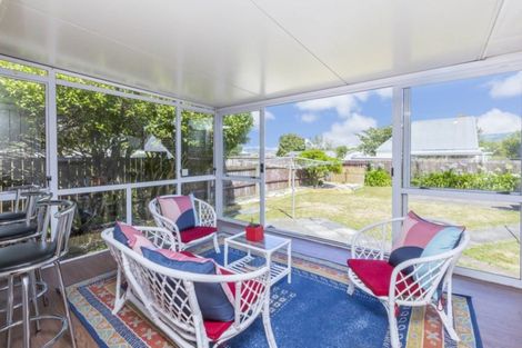 Photo of property in 33 Pine Avenue, Upper Hutt Central, Upper Hutt, 5018