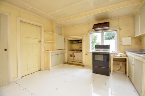 Photo of property in 212 High Street South, Carterton, 5713