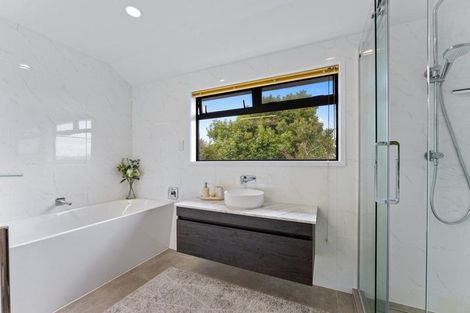 Photo of property in 27 Gulf View Road, Murrays Bay, Auckland, 0630
