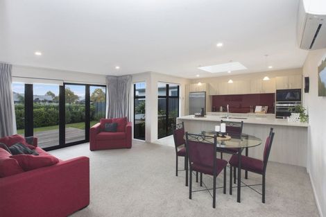 Photo of property in 6 Kilkivan Lane, Broomfield, Christchurch, 8042