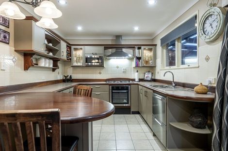 Photo of property in 429 Otumoetai Road, Otumoetai, Tauranga, 3110